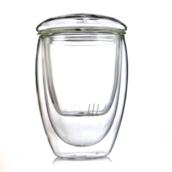Szklany kubek z podwójnymi  ściankami z filtrem i pokrywką 350 ml