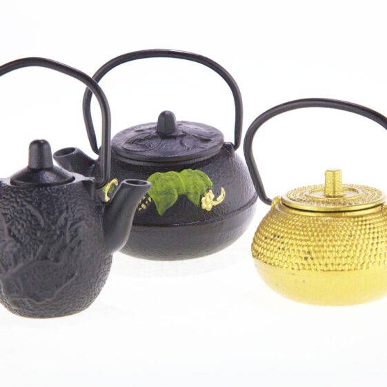 Mini żeliwny czajniczek 50 ml